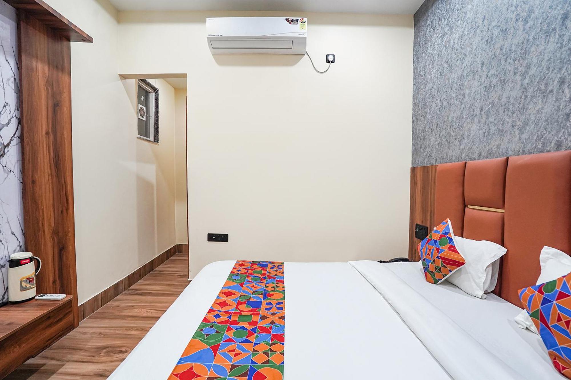 Fabhotel The Vrindavan Inn Buitenkant foto