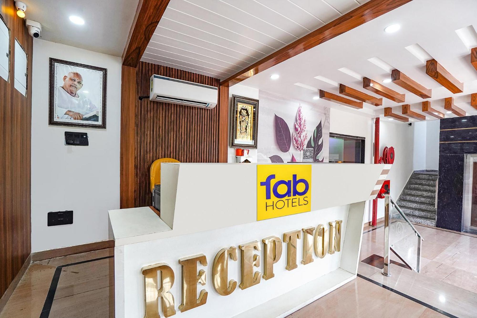 Fabhotel The Vrindavan Inn Buitenkant foto