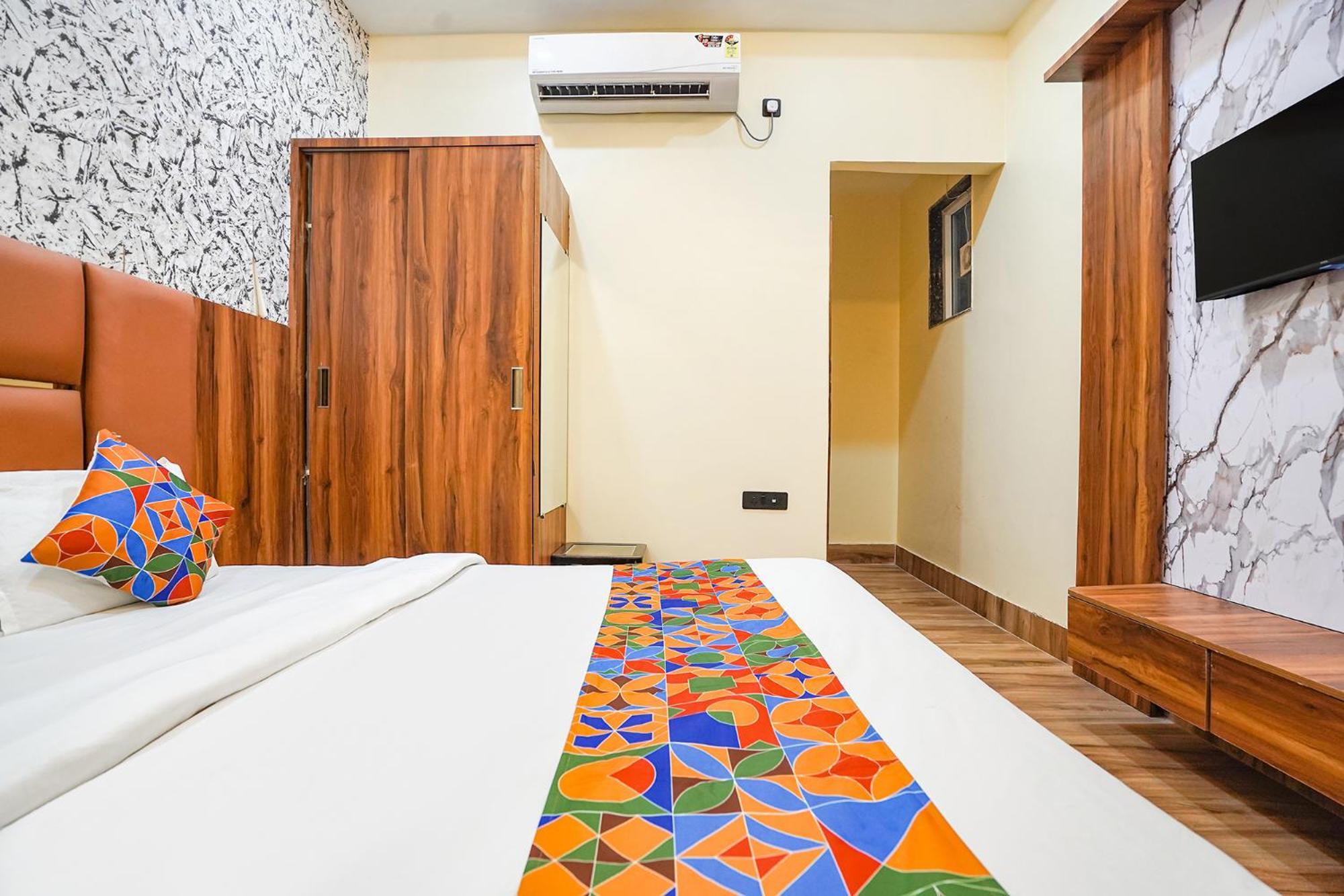 Fabhotel The Vrindavan Inn Buitenkant foto